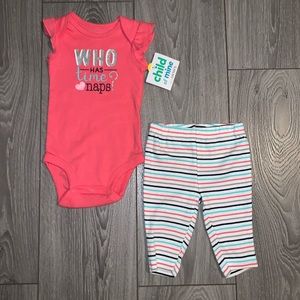 Newborn Girl’s Body Suit & Pant Set - NEW with Tag